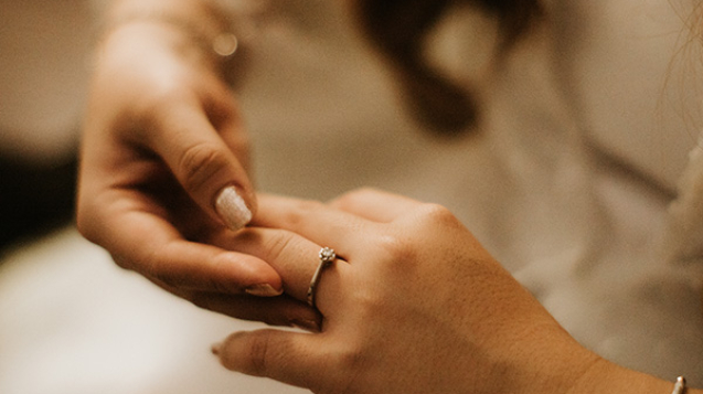 annora-professional-wedding-photographer
